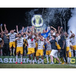 O Amazonas vence o Brusque e conquista o título do Brasileirão da Série C 2023 em Santa Catarina